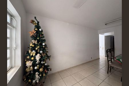 Casa à venda com 189m², 4 quartos e 4 vagasSala