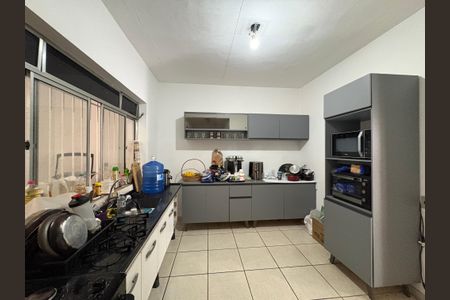 Casa à venda com 189m², 4 quartos e 4 vagasCozinha