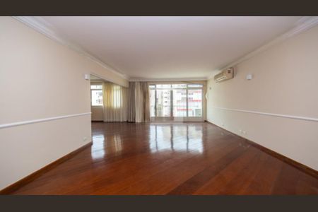 Apartamento à venda com 337m², 4 quartos e 3 vagas Apartamento à venda com 337m², 4 quartos e 3 vagasFoto 02