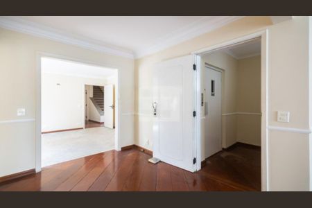 Apartamento à venda com 337m², 4 quartos e 3 vagas Apartamento à venda com 337m², 4 quartos e 3 vagasFoto 06