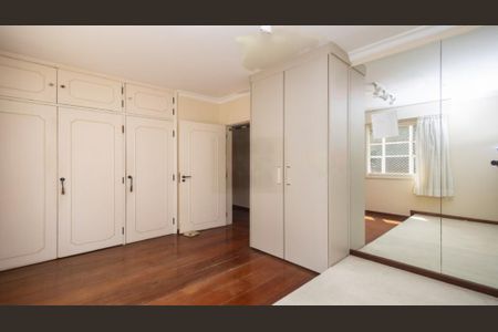 Apartamento à venda com 337m², 4 quartos e 3 vagas Apartamento à venda com 337m², 4 quartos e 3 vagasFoto 19