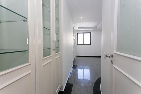 Apartamento à venda com 245m², 4 quartos e 3 vagas Apartamento à venda com 245m², 4 quartos e 3 vagasSala 3