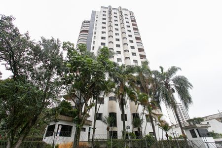 Apartamento à venda com 245m², 4 quartos e 3 vagas Apartamento à venda com 245m², 4 quartos e 3 vagasFachada