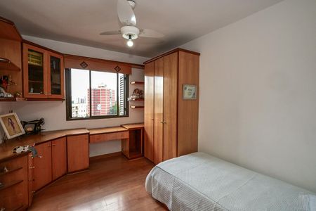 Apartamento à venda com 170m², 4 quartos e 3 vagasQuarto