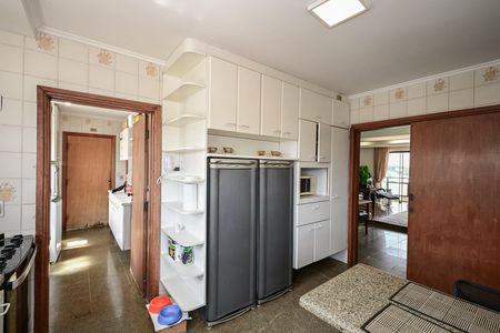 Apartamento à venda com 170m², 4 quartos e 3 vagasCozinha