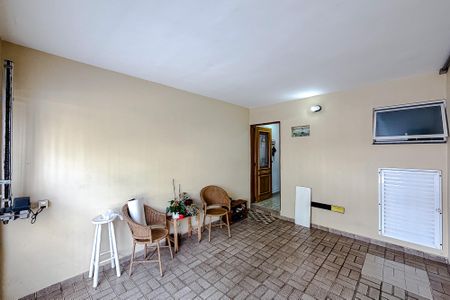 Casa à venda com 129m², 3 quartos e 1 vagaGaragem