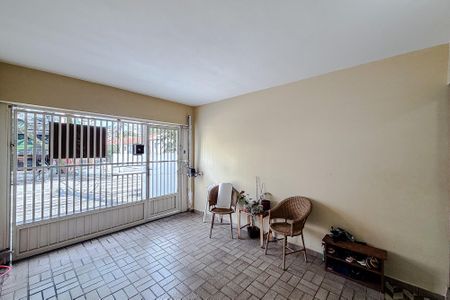 Casa à venda com 129m², 3 quartos e 1 vagaGaragem