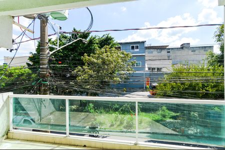 Vista do Quarto 1 de casa para alugar com 2 quartos, 56m² em Jardim Adriana, Guarulhos