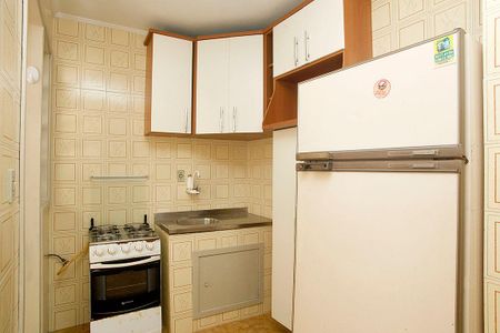 Apartamento para alugar com 80m², 2 quartos e sem vagaCozinha + Área de Serviço