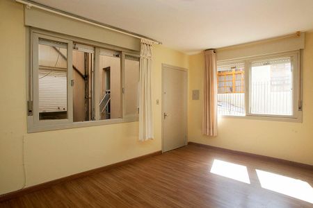 Sala de apartamento para alugar com 2 quartos, 80m² em Floresta, Porto Alegre