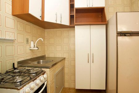 Apartamento para alugar com 80m², 2 quartos e sem vagaCozinha + Área de Serviço