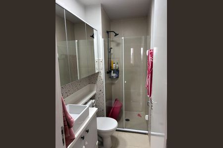 Banheiro de apartamento à venda com 2 quartos, 51m² em Rudge Ramos, São Bernardo do Campo