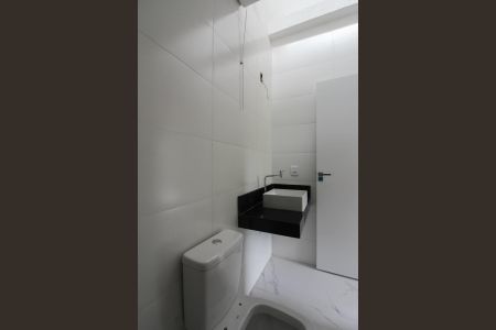 Casa à venda com 120m², 3 quartos e 2 vagas Casa à venda com 120m², 3 quartos e 2 vagasBanheiro da Suíte