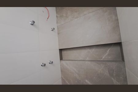 Casa à venda com 120m², 3 quartos e 2 vagasBanheiro