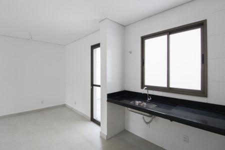 Casa à venda com 120m², 3 quartos e 2 vagas Casa à venda com 120m², 3 quartos e 2 vagasCozinha