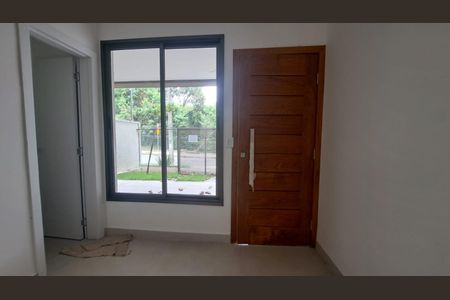Sala de casa à venda com 3 quartos, 120m² em Itapoã, Belo Horizonte