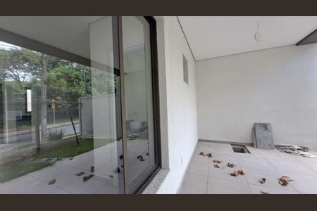 Casa à venda com 120m², 3 quartos e 2 vagasÁrea externa
