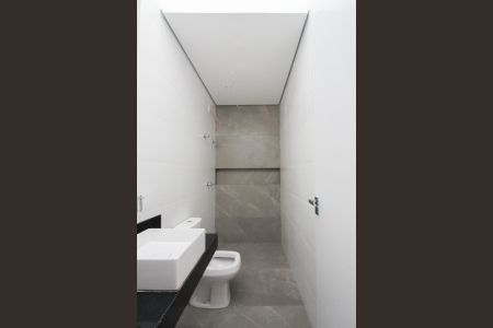 Casa à venda com 120m², 3 quartos e 2 vagas Casa à venda com 120m², 3 quartos e 2 vagasBanheiro Social