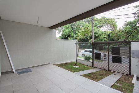 Casa à venda com 120m², 3 quartos e 2 vagas Casa à venda com 120m², 3 quartos e 2 vagasGaragem