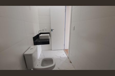 Casa à venda com 120m², 3 quartos e 2 vagasBanheiro
