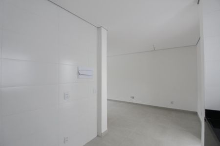 Casa à venda com 120m², 3 quartos e 2 vagas Casa à venda com 120m², 3 quartos e 2 vagasCozinha