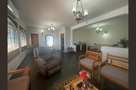 Casa à venda com 290m², 3 quartos e 3 vagasFoto 25