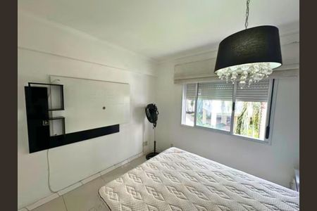 Quarto 2 de apartamento para alugar com 3 quartos, 63m² em Vila Ipiranga, Porto Alegre