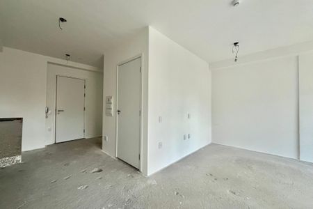 Sala/Quarto de apartamento à venda com 1 quarto, 40m² em Vila Santa Catarina, São Paulo