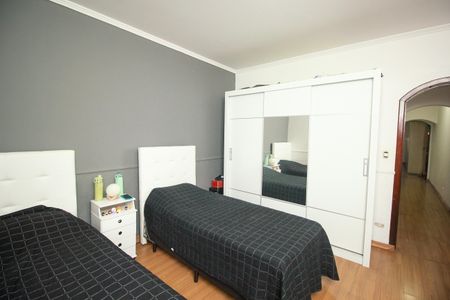 Casa à venda com 159m², 3 quartos e 2 vagasQuarto 3