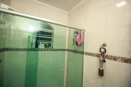 Casa à venda com 159m², 3 quartos e 2 vagasBanheiro 2