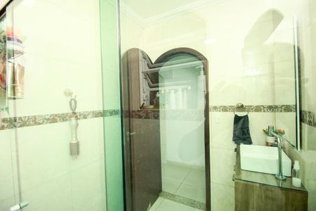 Casa à venda com 159m², 3 quartos e 2 vagasBanheiro 2