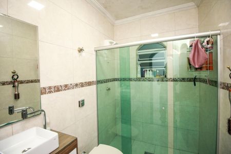 Casa à venda com 159m², 3 quartos e 2 vagasBanheiro 2