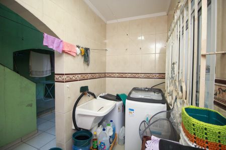 Casa à venda com 159m², 3 quartos e 2 vagasÁrea de Serviço