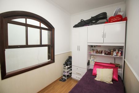 Casa à venda com 159m², 3 quartos e 2 vagasQuarto 2