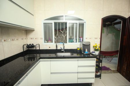 Casa à venda com 159m², 3 quartos e 2 vagasCozinha