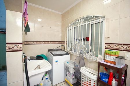 Casa à venda com 159m², 3 quartos e 2 vagasÁrea de Serviço