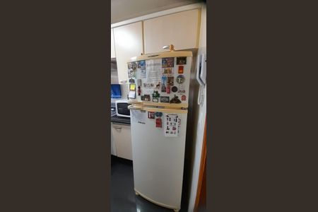 Apartamento à venda com 60m², 2 quartos e 1 vaga Apartamento à venda com 60m², 2 quartos e 1 vagaCozinha