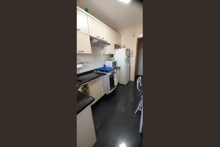 Apartamento à venda com 60m², 2 quartos e 1 vaga Apartamento à venda com 60m², 2 quartos e 1 vagaCozinha