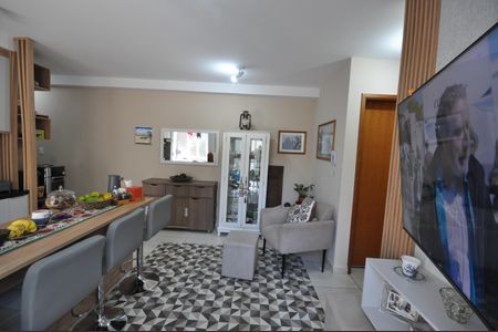 Sala de apartamento à venda com 2 quartos, 51m² em Vila Irmaos Arnoni, São Paulo