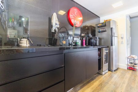 Apartamento à venda com 84m², 1 quarto e 1 vaga Apartamento à venda com 84m², 1 quarto e 1 vagaCozinha e Área de Serviço