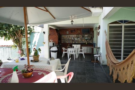 Casa à venda com 500m², 5 quartos e 5 vagasÁrea gourmet