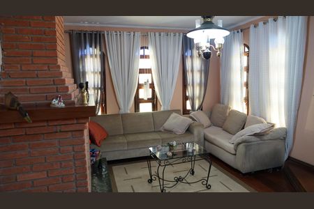 Casa à venda com 500m², 5 quartos e 5 vagasSala