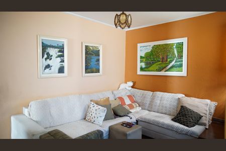 Casa à venda com 500m², 5 quartos e 5 vagasSala de TV