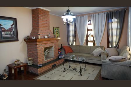 Casa à venda com 500m², 5 quartos e 5 vagasSala