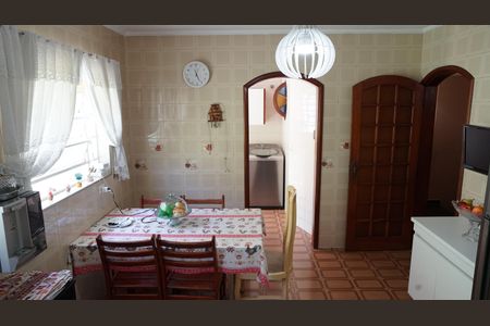 Casa à venda com 500m², 5 quartos e 5 vagasCozinha