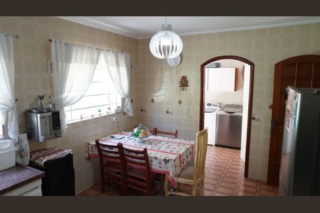 Casa à venda com 500m², 5 quartos e 5 vagasCozinha