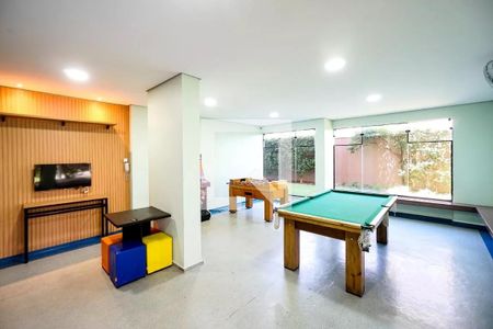 Apartamento à venda com 64m², 2 quartos e 1 vaga Apartamento à venda com 64m², 2 quartos e 1 vagaSalão de jogos