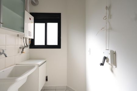 Apartamento à venda com 64m², 2 quartos e 1 vagaÁrea de Serviço