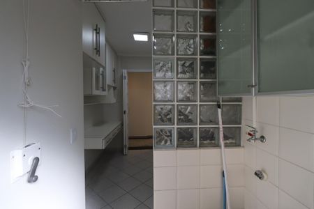 Apartamento à venda com 64m², 2 quartos e 1 vagaÁrea de Serviço