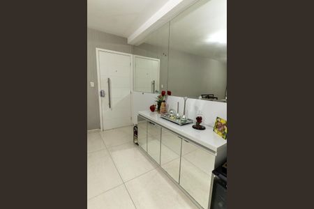 Sala de apartamento à venda com 2 quartos, 74m² em Jaguaribe, Osasco